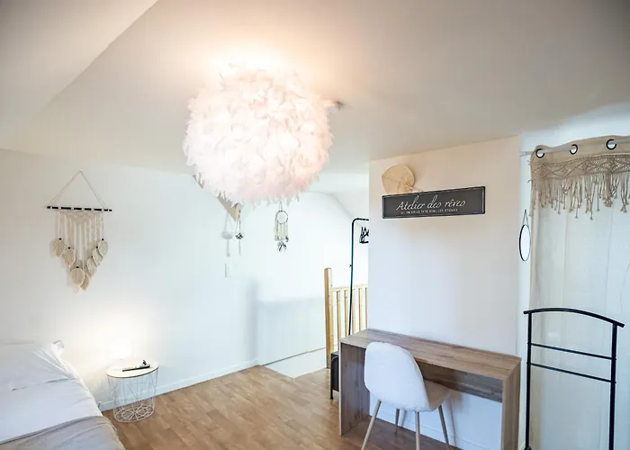 Maison Du Bonheur - Terrasse - Stationnement Facile - Proche Hypercentre Troyes